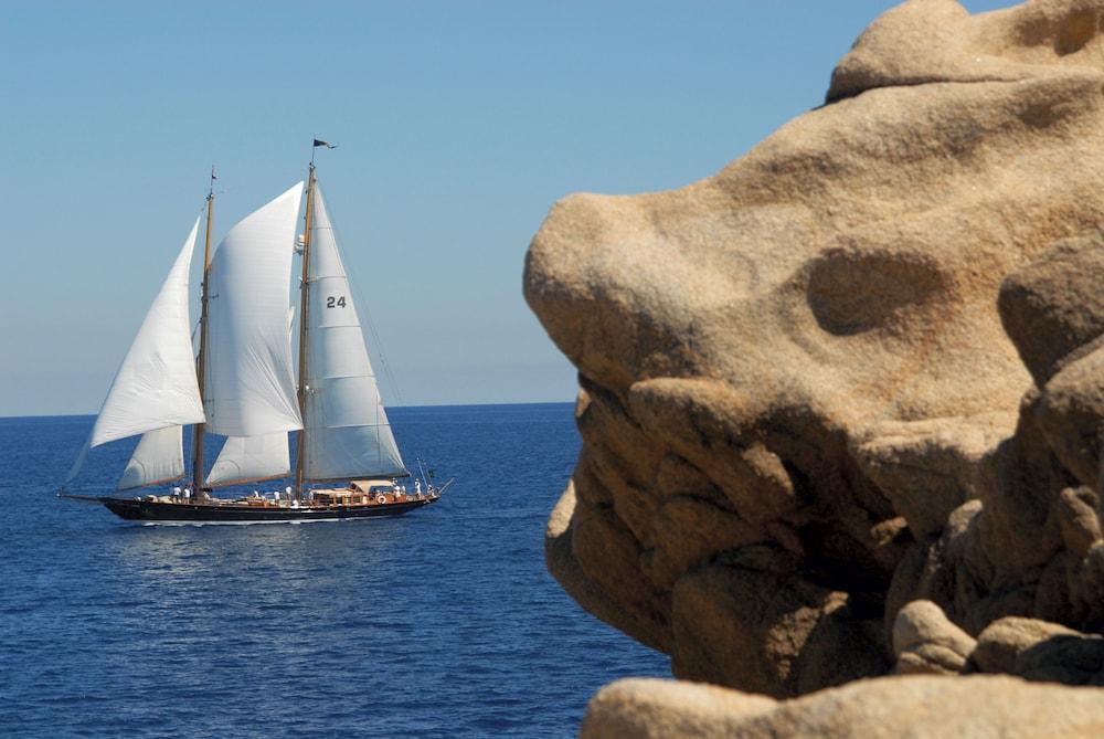 Colonna Country Club Hotel Porto Cervo Exterior photo