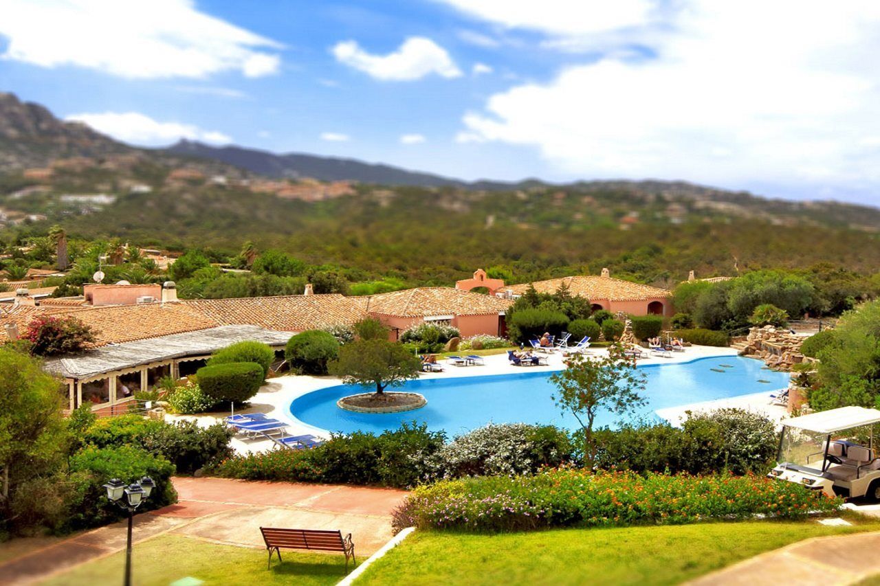 Colonna Country Club Hotel Porto Cervo Exterior photo